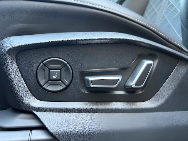 2026 Audi SQ8 Prestige - Photo 13