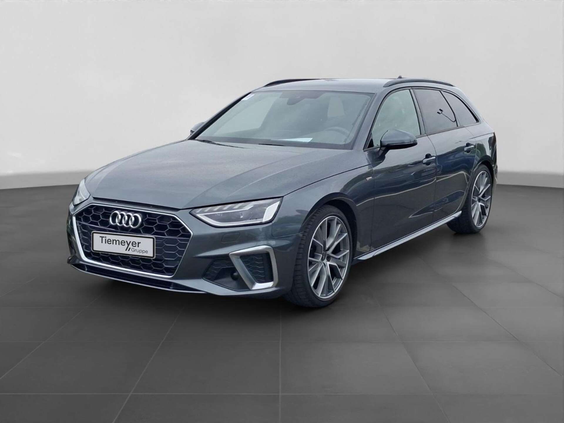 Audi A4 Avant S line