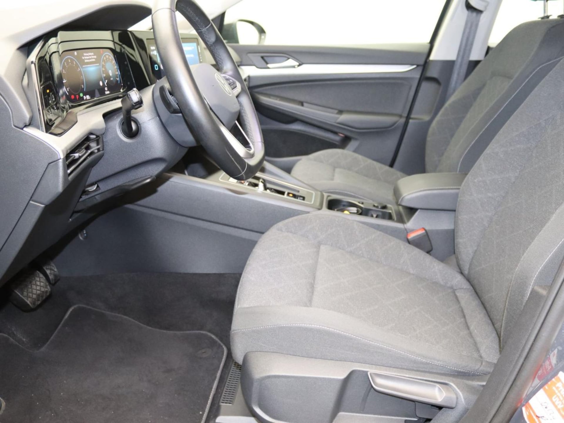 Volkswagen Golf Variant Life