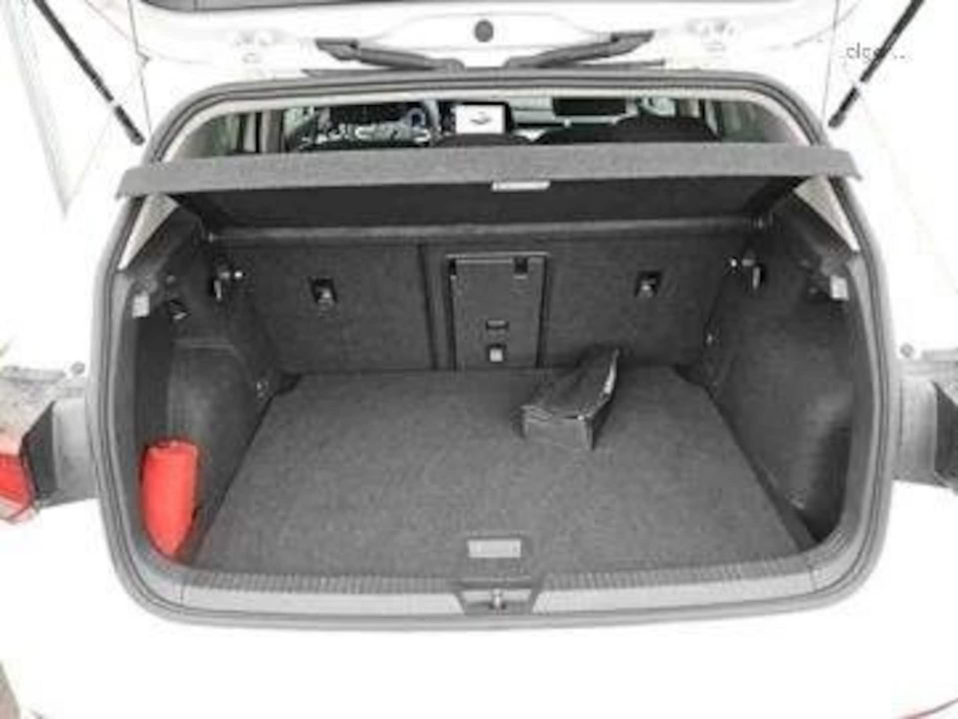 Volkswagen Golf Active