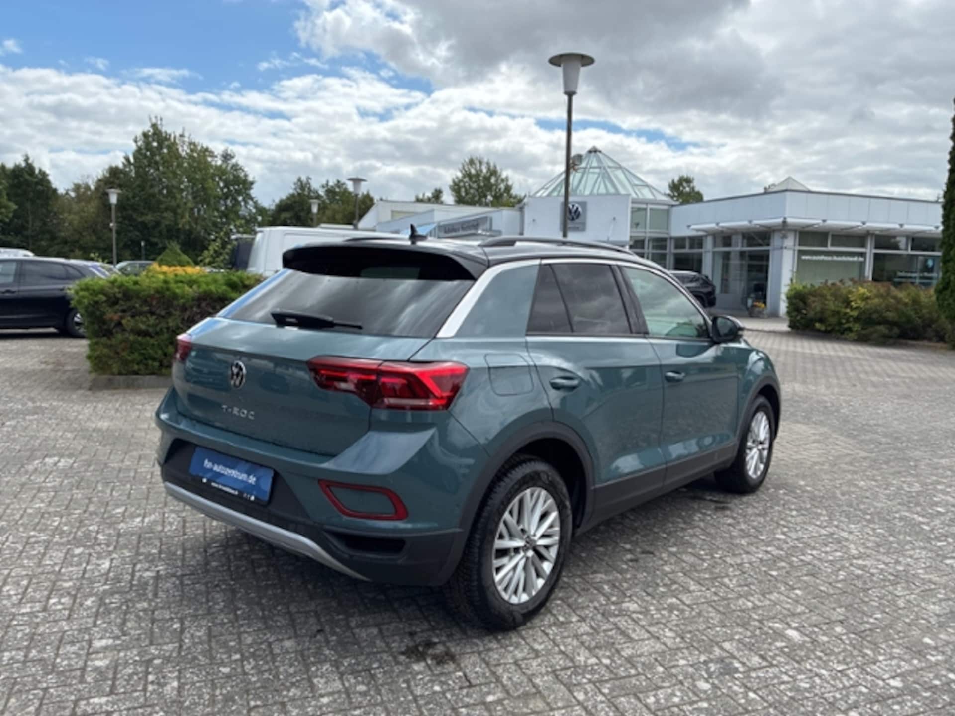 Volkswagen T-Roc Life