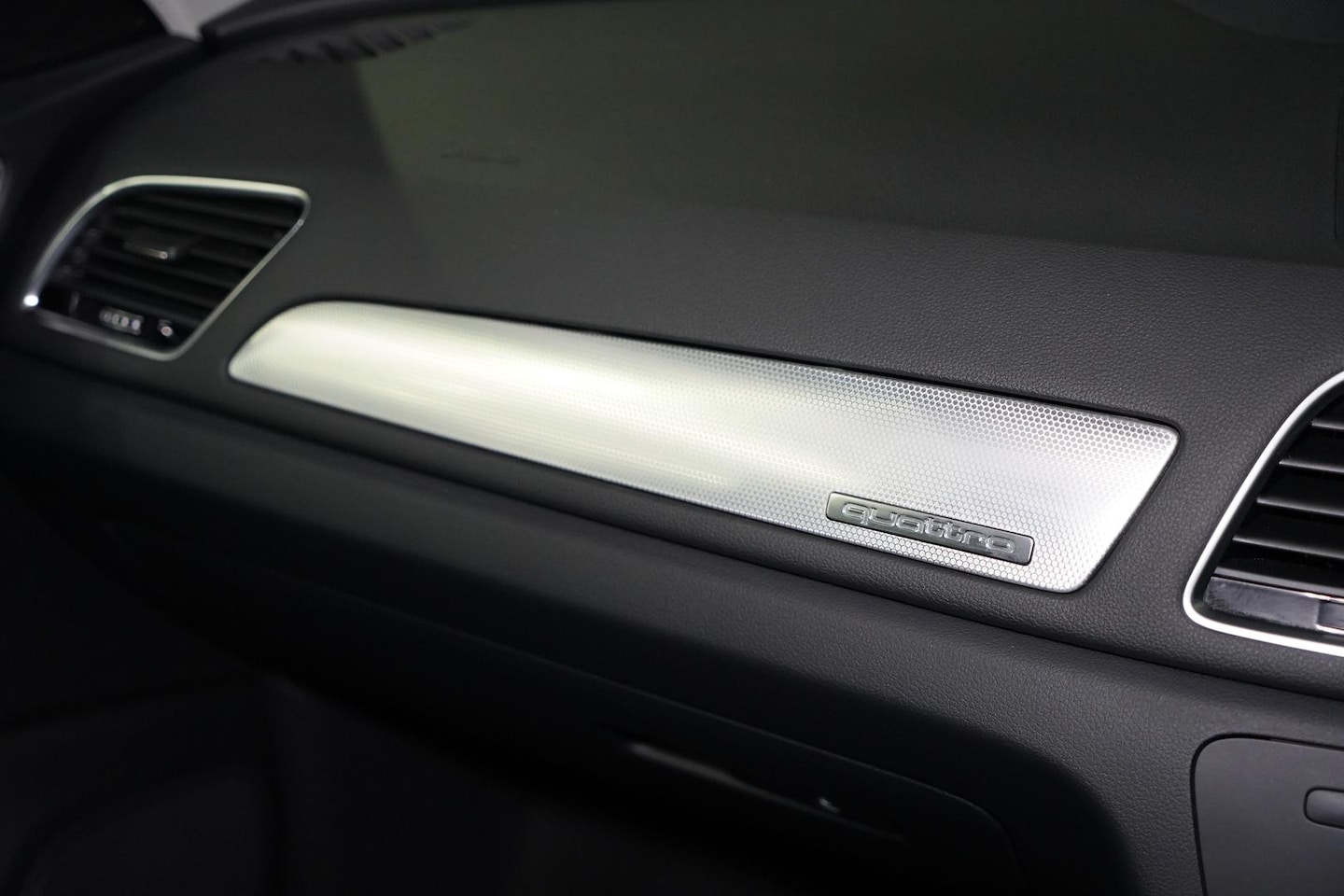 Image about Audi Q3 2.0 TFSI quattro Sport 132 kW S tronic