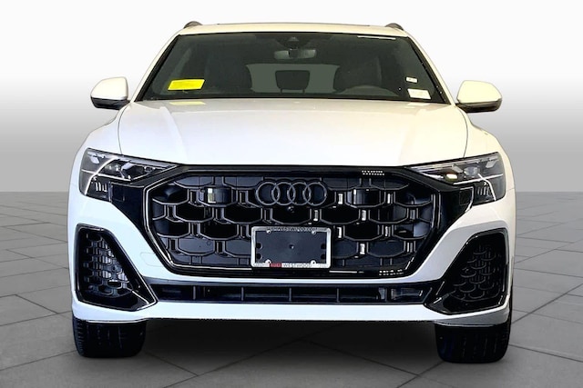 2026 Audi Q8