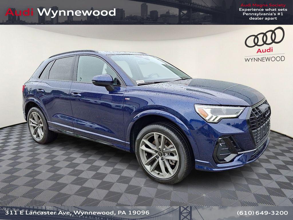 2023 Audi Q3 45 TFSI S Line Premium quattro's photo