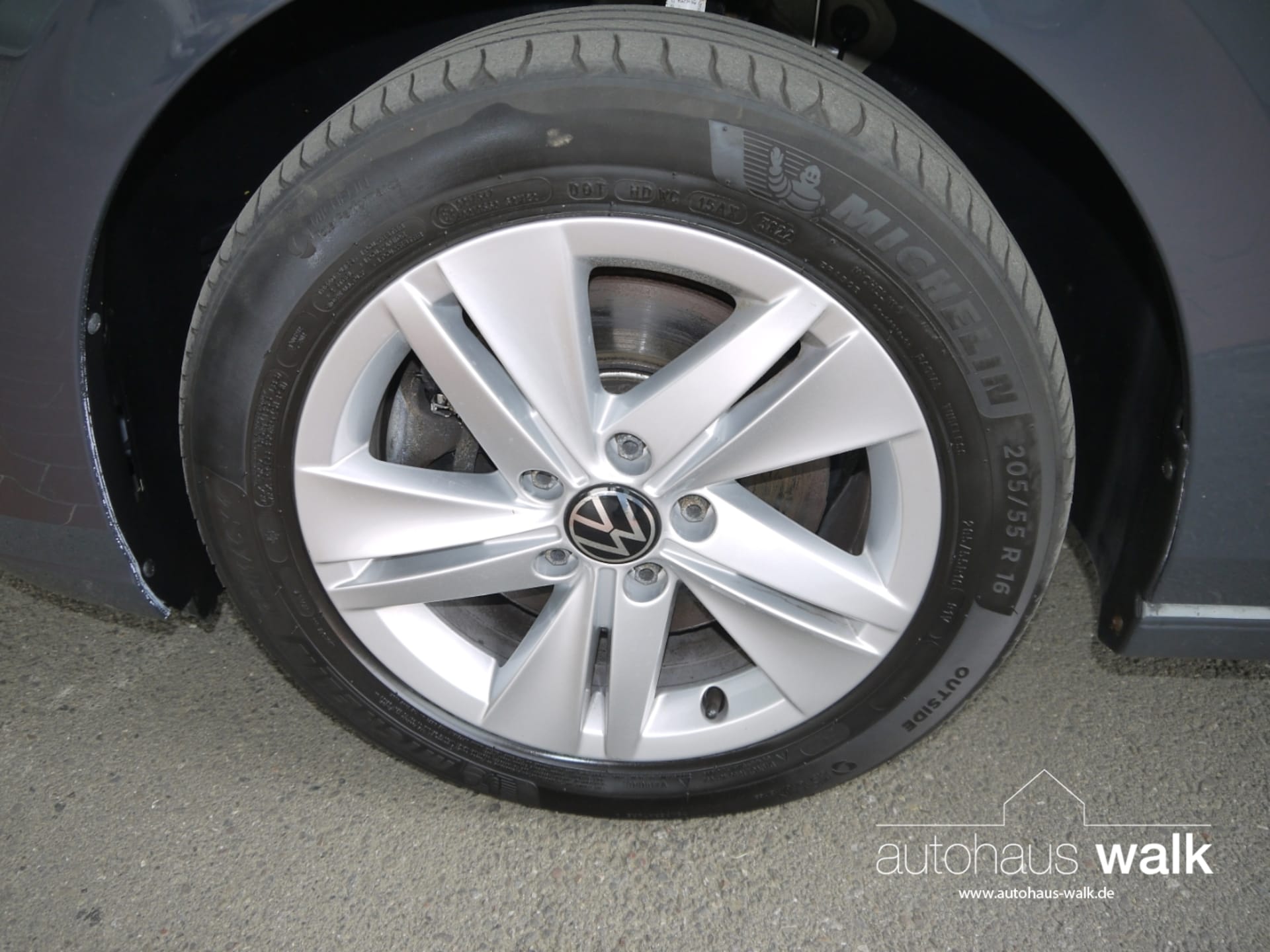 Volkswagen Golf Variant Life