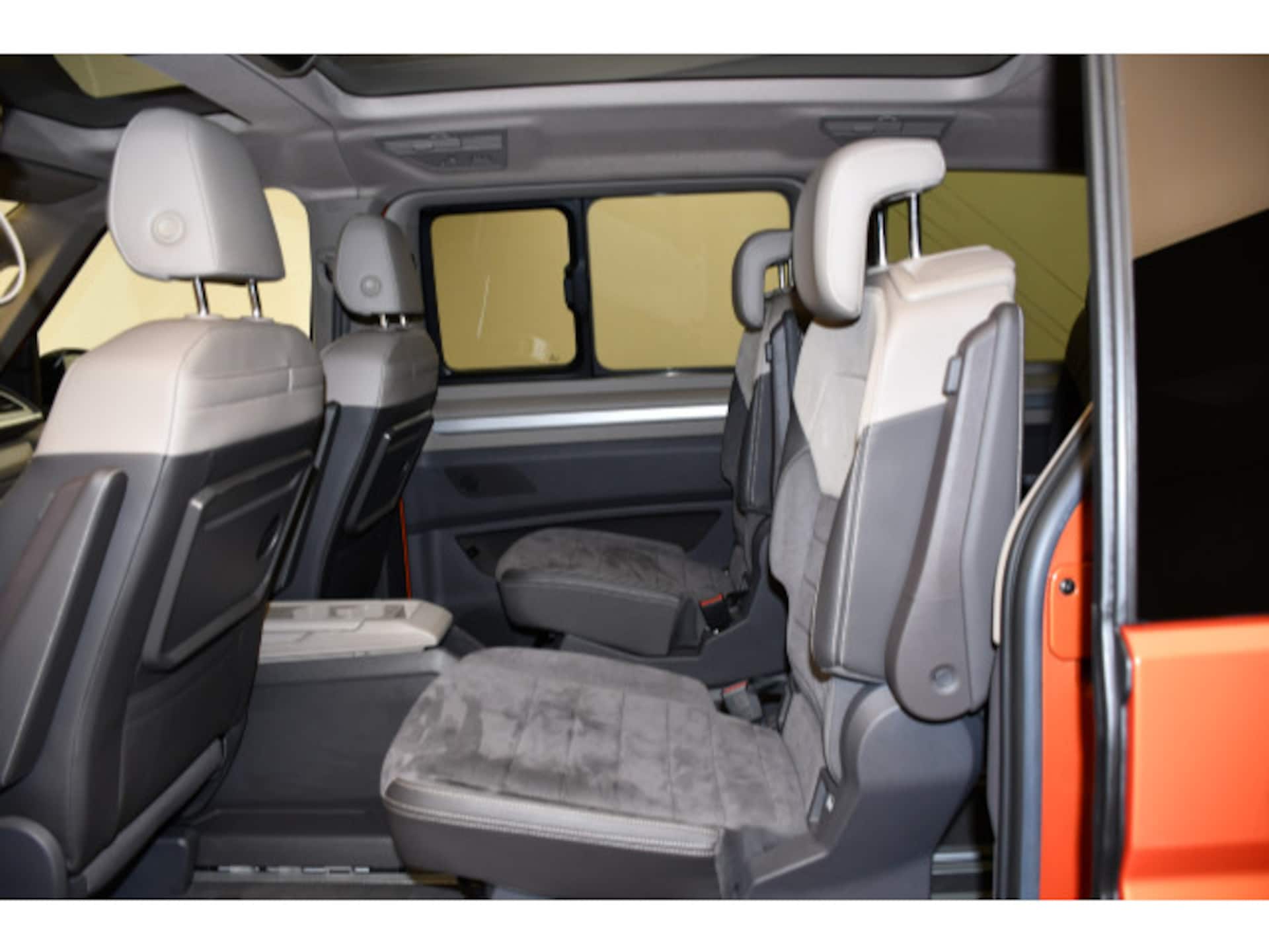 Volkswagen Multivan Life