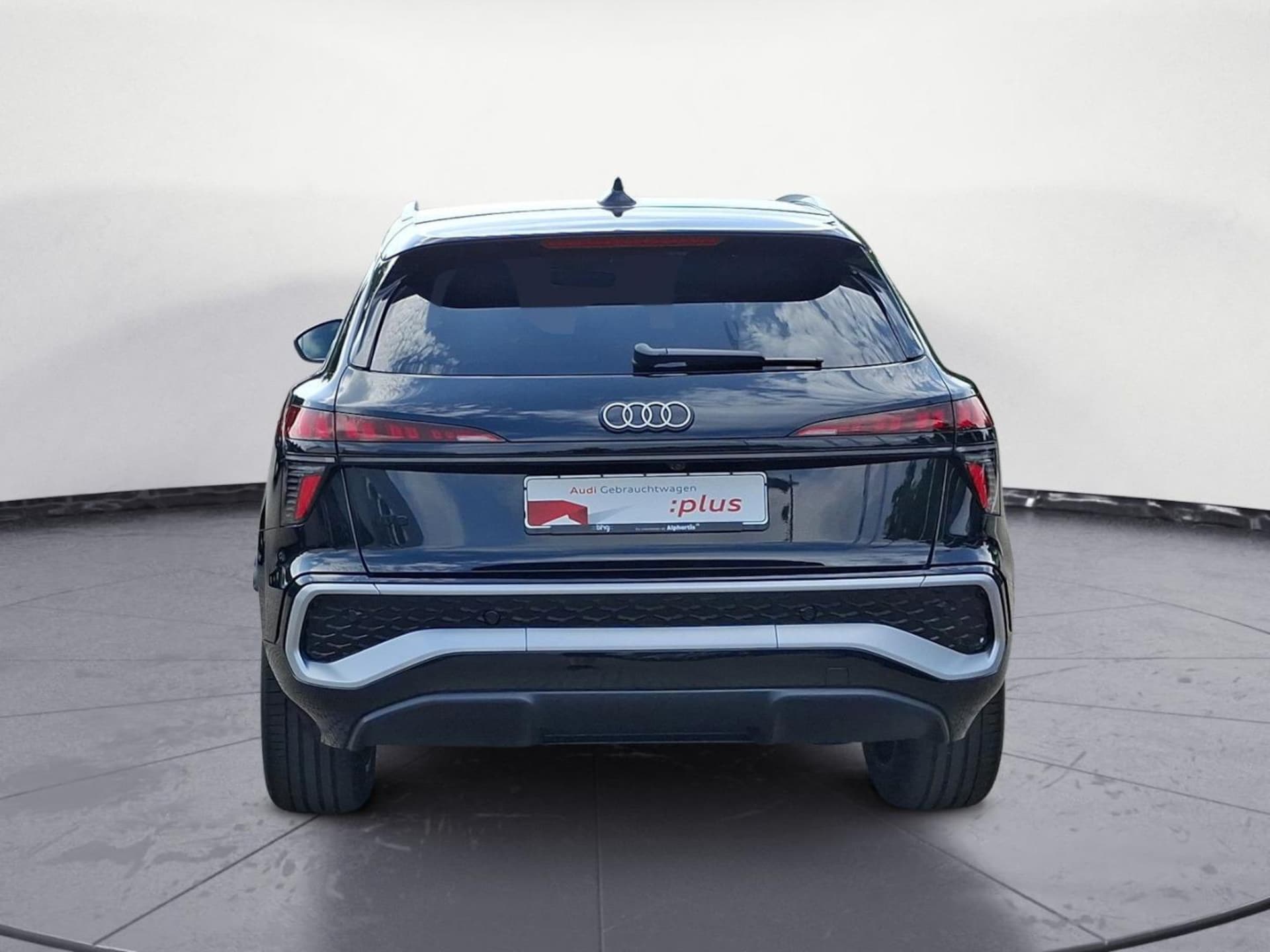 Audi Q3 SUV e-hybrid