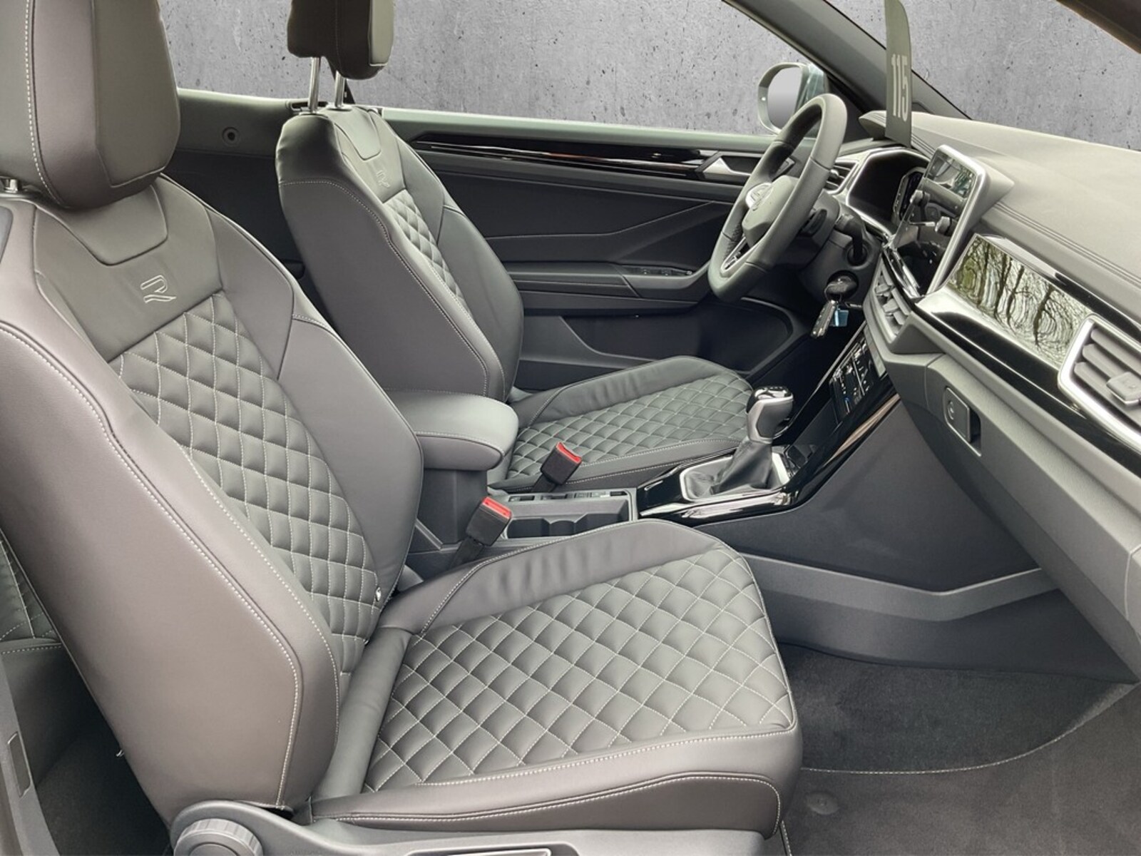 Volkswagen T-Roc Cabriolet – Bild 18