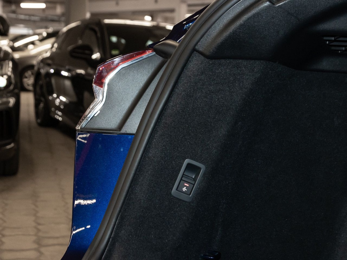 Bild über Audi Q4 Sportback e-tron 40 e-tron - für weitere Informationen kontaktieren Sie den Audi Partner