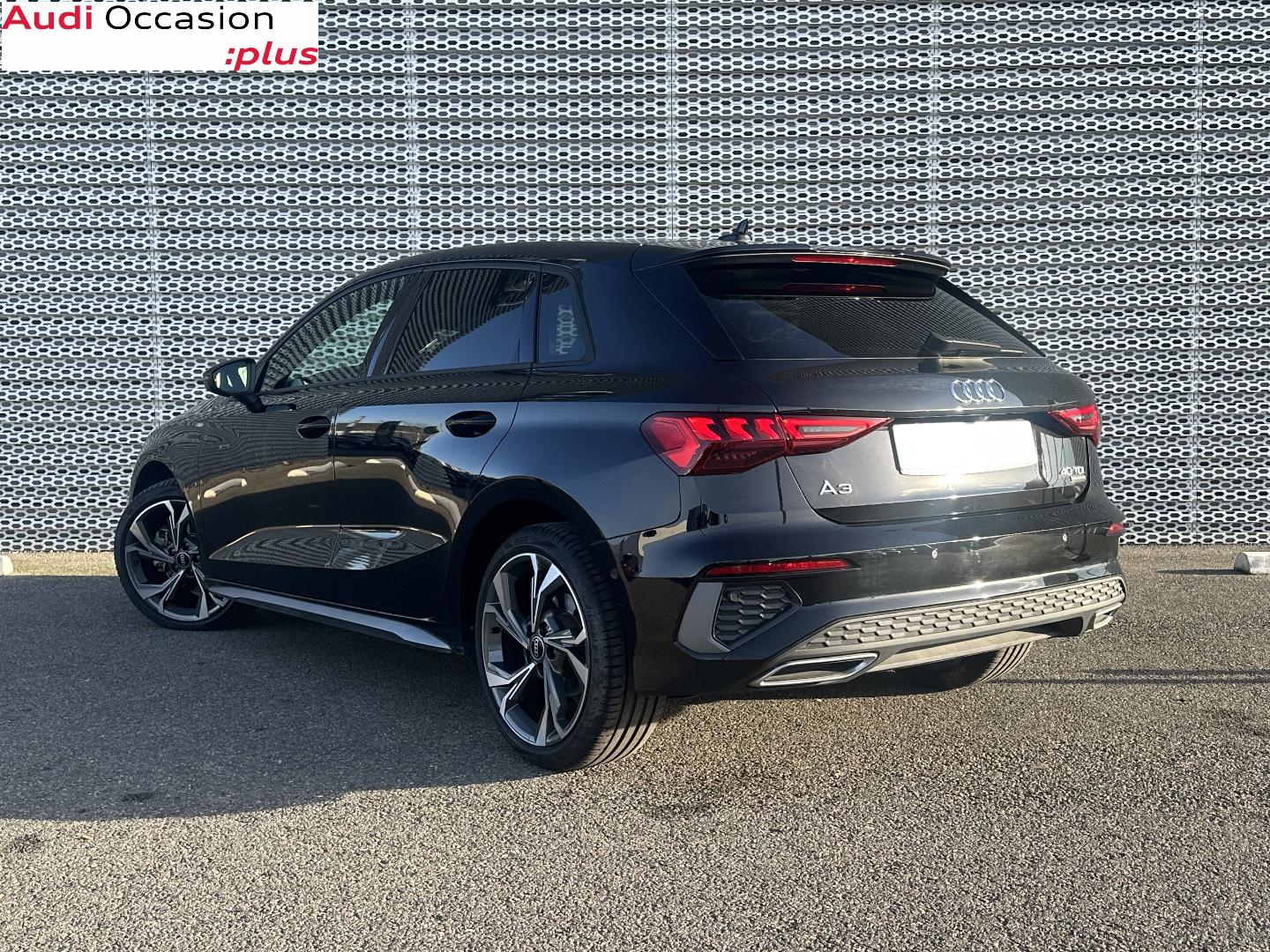 Image about Audi A3 Sportback S line 40 TDI quattro 147 kW (200 ch) S tronic