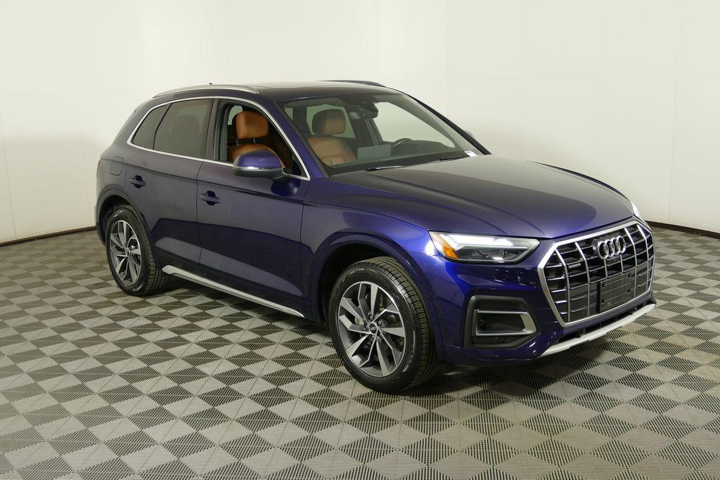 2021 Audi Q5 45 Premium Plus's photo