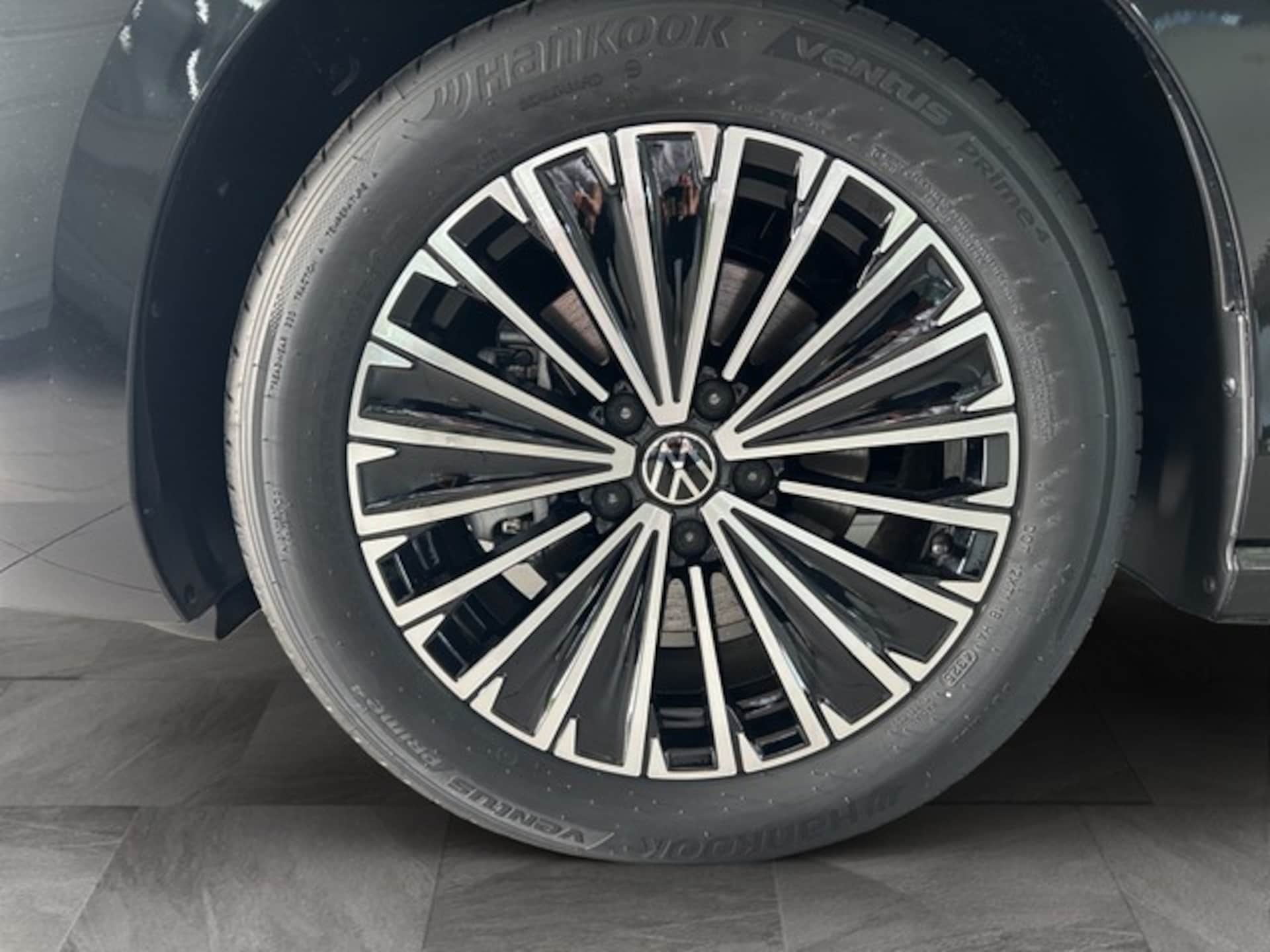 Volkswagen Passat Elegance