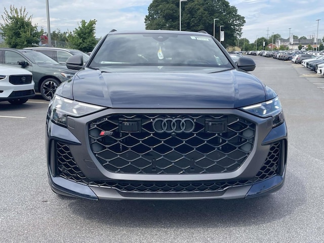 2026 Audi RS Q8 SUV performance