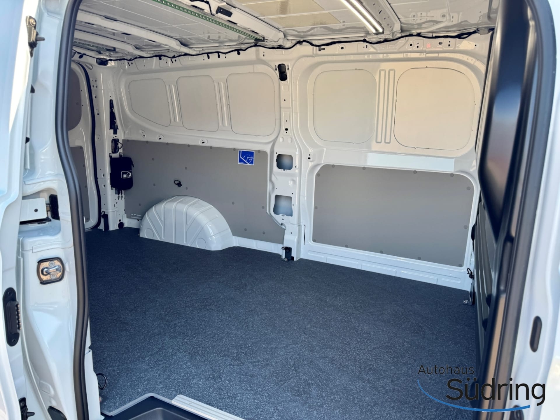 Volkswagen Transporter Kasten langer Radstand