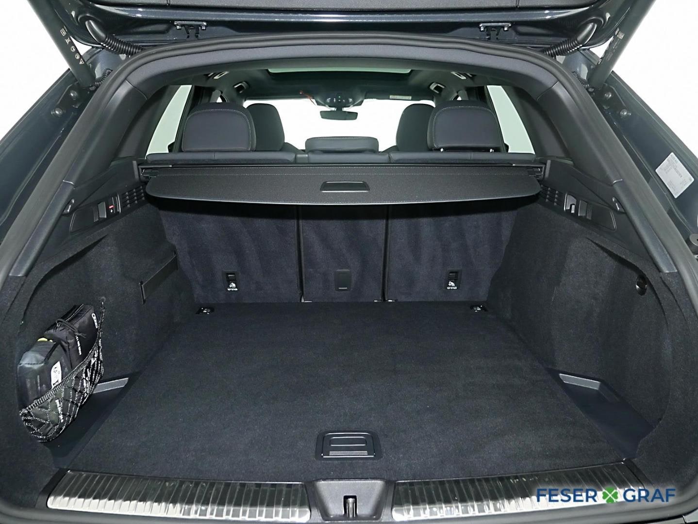 Bild über Audi Q5 SUV TDI quattro 150 kW S tronic - für weitere Informationen kontaktieren Sie den Audi Partner