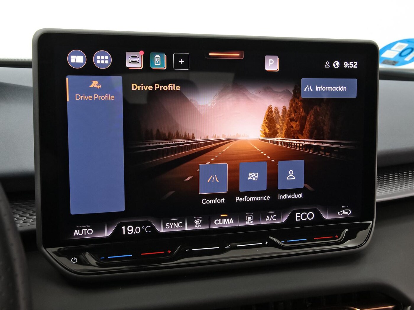 CUPRA Terramar 1.5 TSI e-Hybrid DSG 150 kW (204 CV) — photo 22