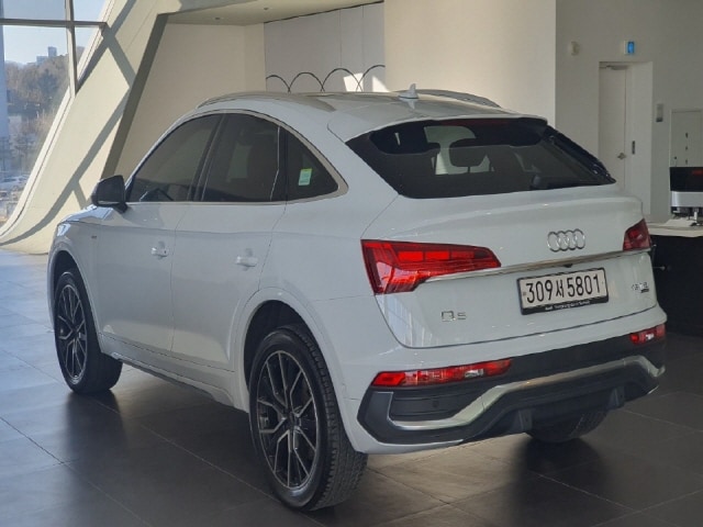 Audi Q5 45 TFSI quattro Premium 195 265 kW hp S tronic 3