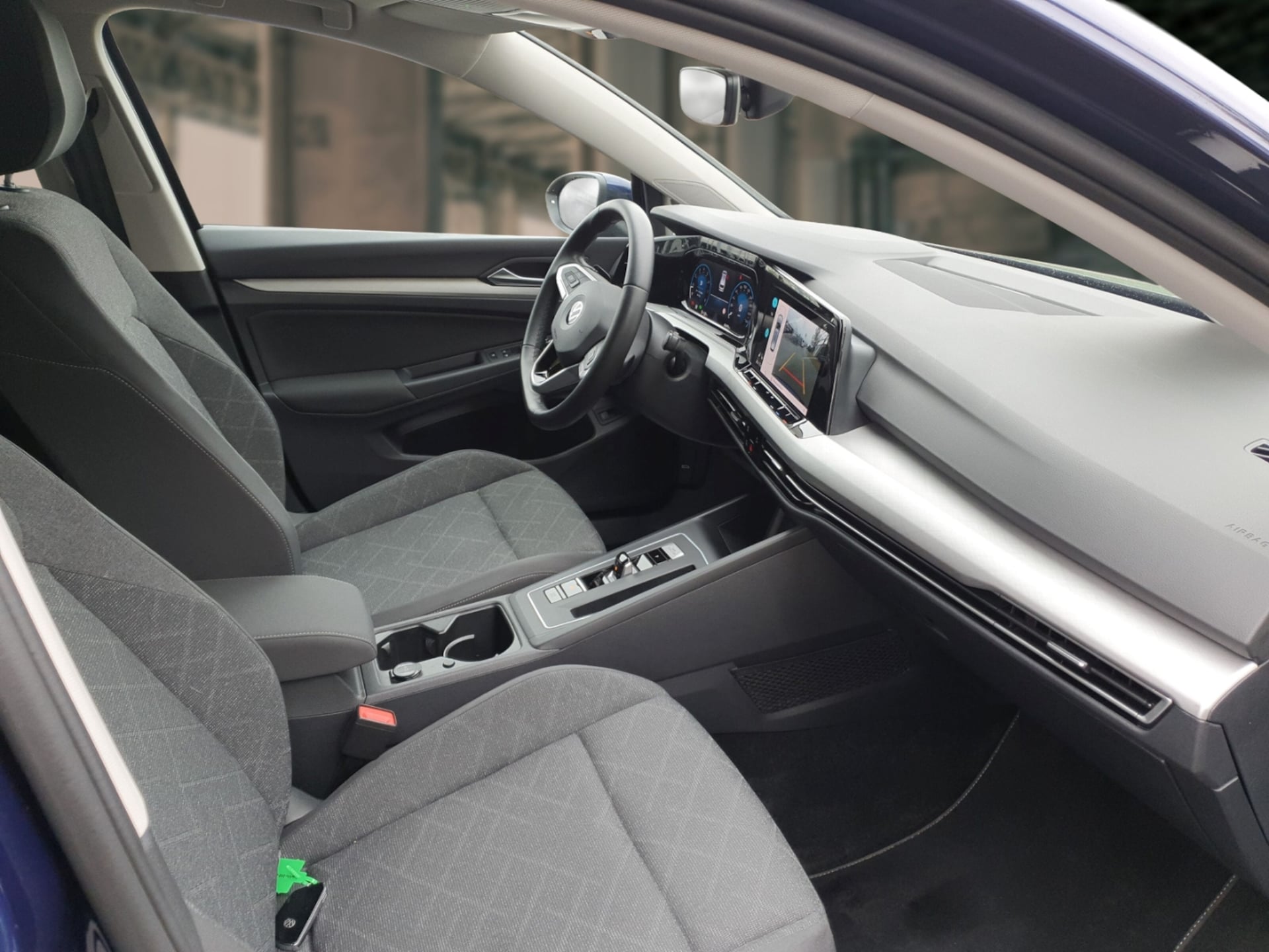 Volkswagen Golf Variant Life