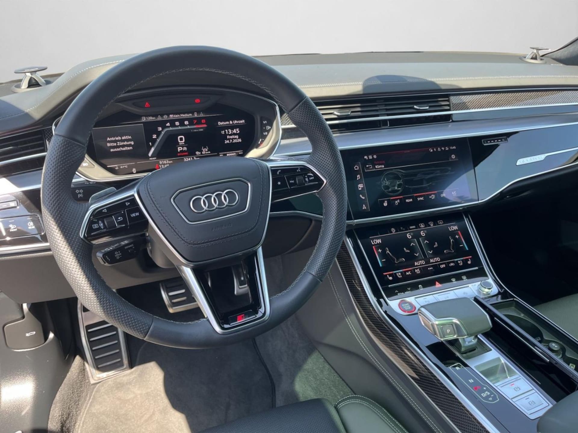 Audi S8