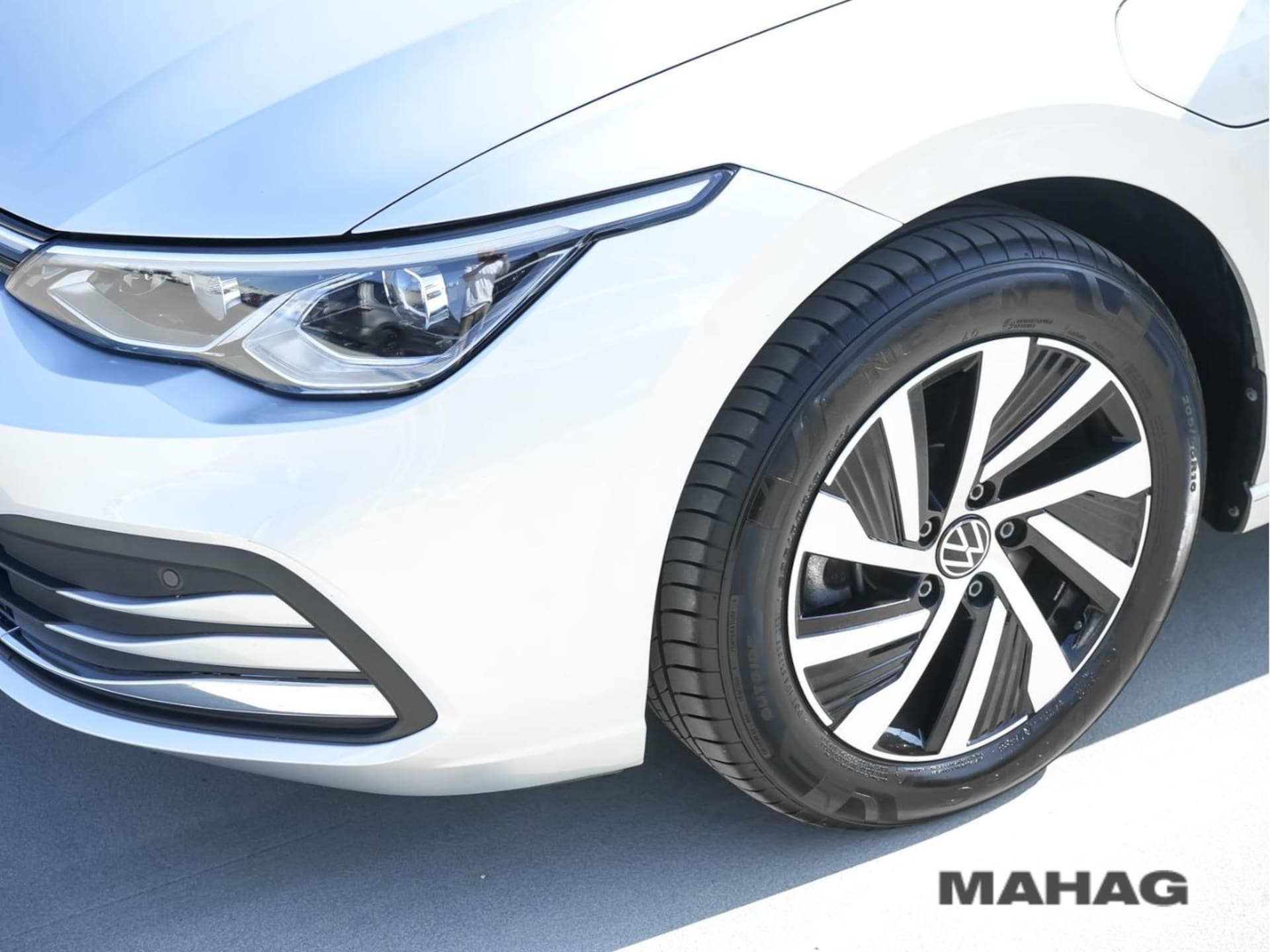 Volkswagen Golf Style
