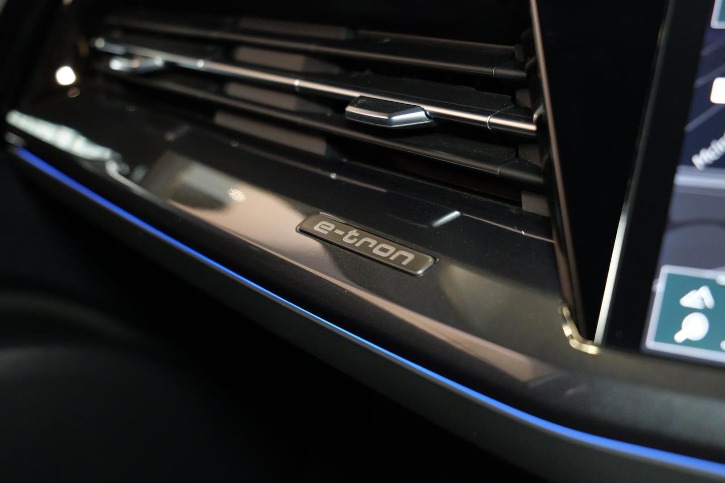 Image about Audi Q4 e-tron 55 e-tron quattro