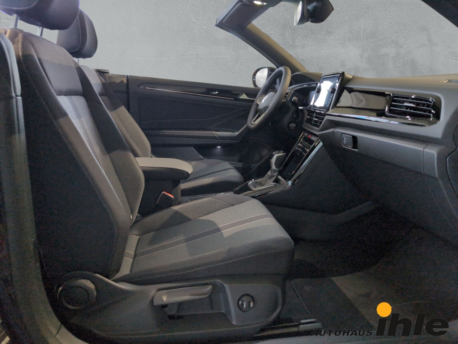 Volkswagen T-Roc Cabriolet – Bild 3