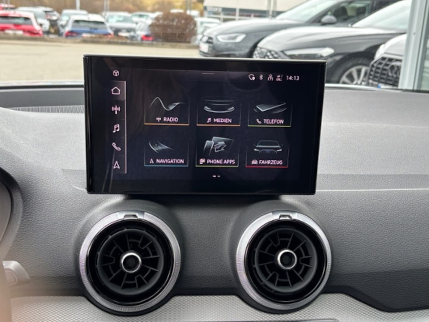 Bild über Audi Q2 S line 40 TFSI quattro S tronic - für weitere Informationen kontaktieren Sie den Audi Partner