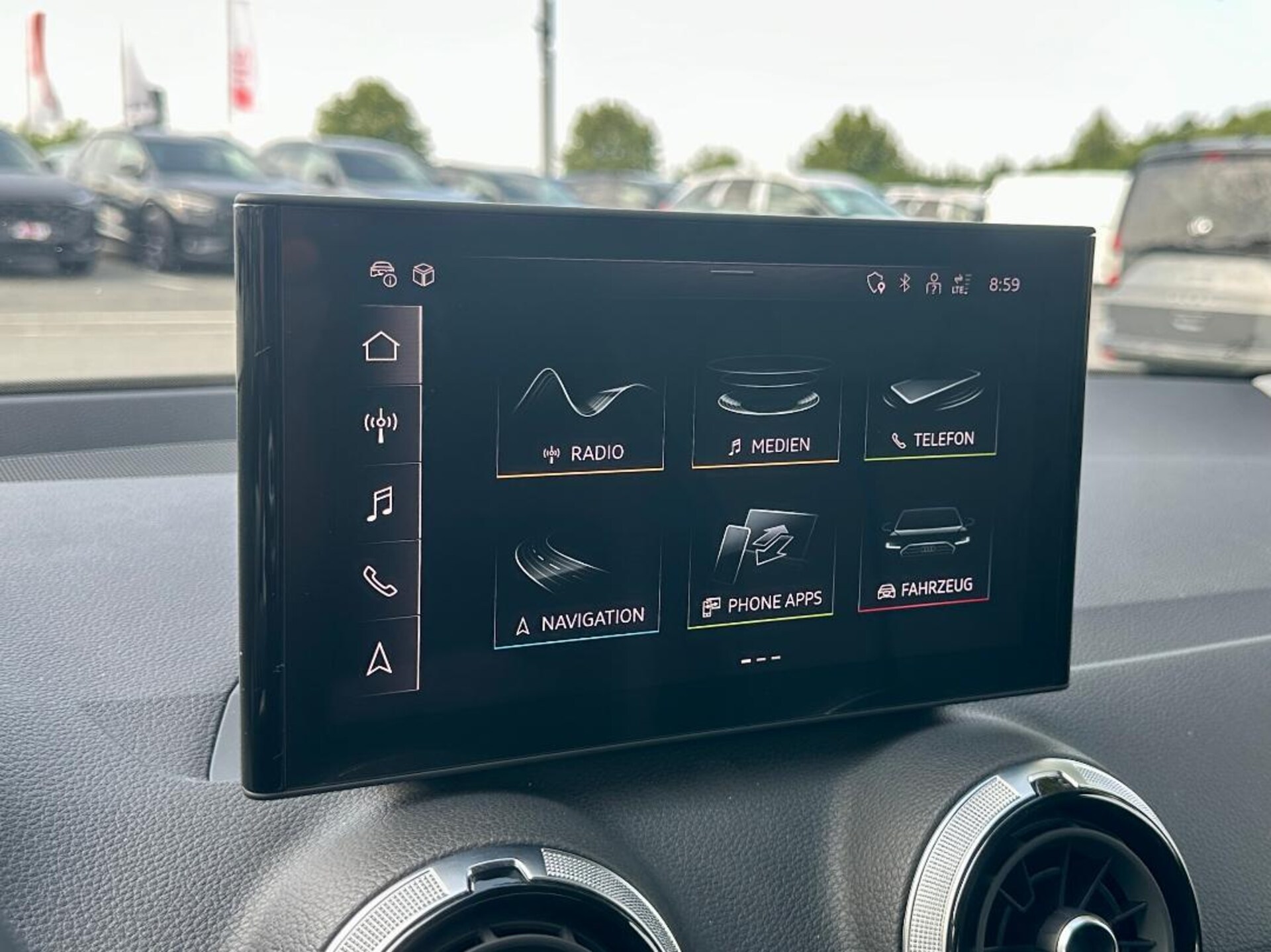 Audi Q2 S line
