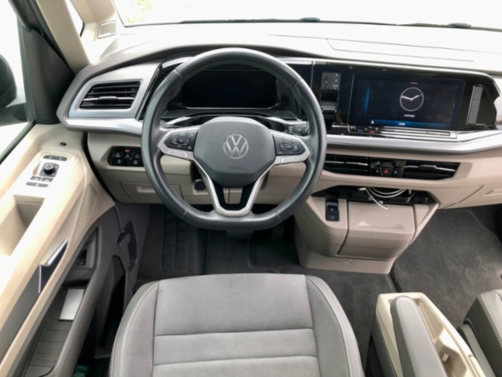 Volkswagen Multivan Langversion – Bild 16