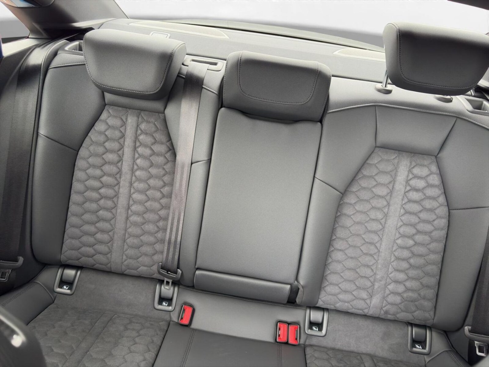 Audi RS 3 Limousine – Bild 4