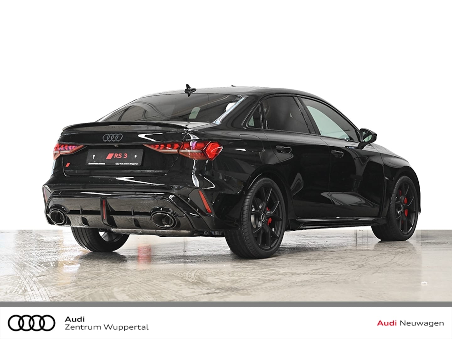 Bild über Audi RS 3 Limousine TFSI quattro 294 kW S tronic - für weitere Informationen kontaktieren Sie den Audi Partner