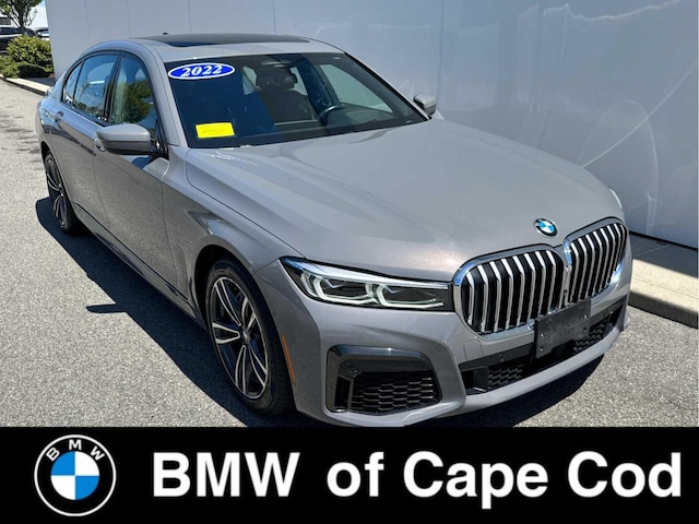 2022 BMW 750