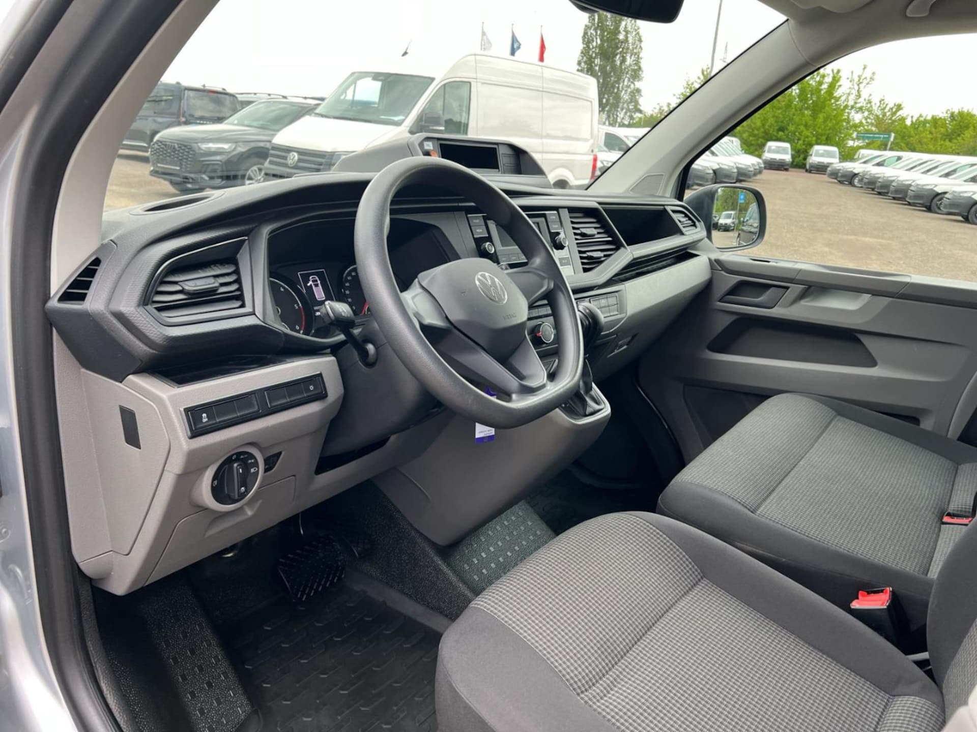 Volkswagen T6.1 Transporter Kasten kurzer Radstand