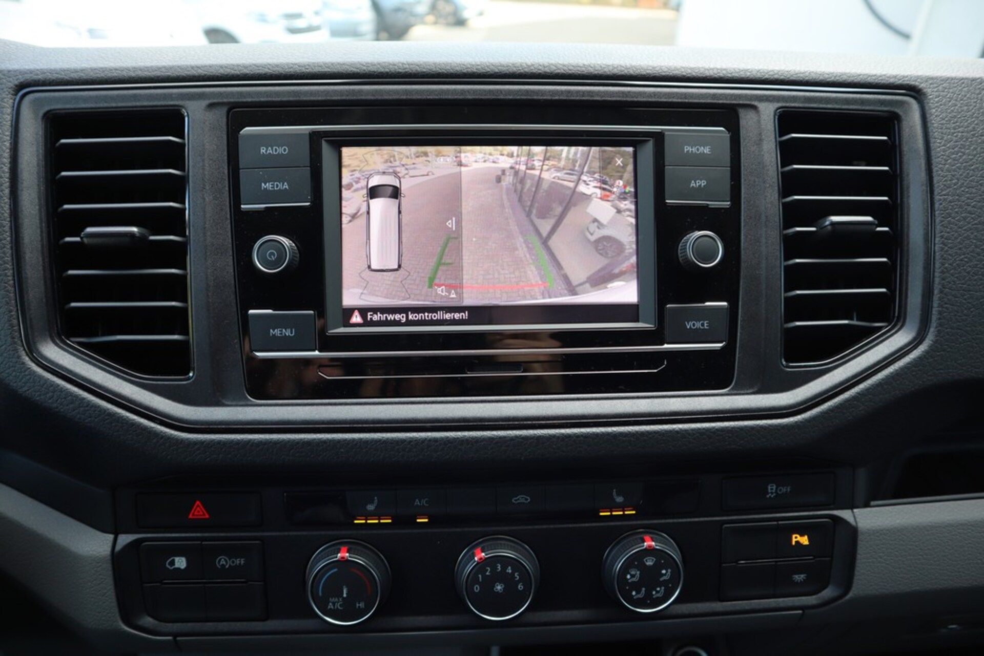 Volkswagen Crafter Kasten mittlerer Radstand