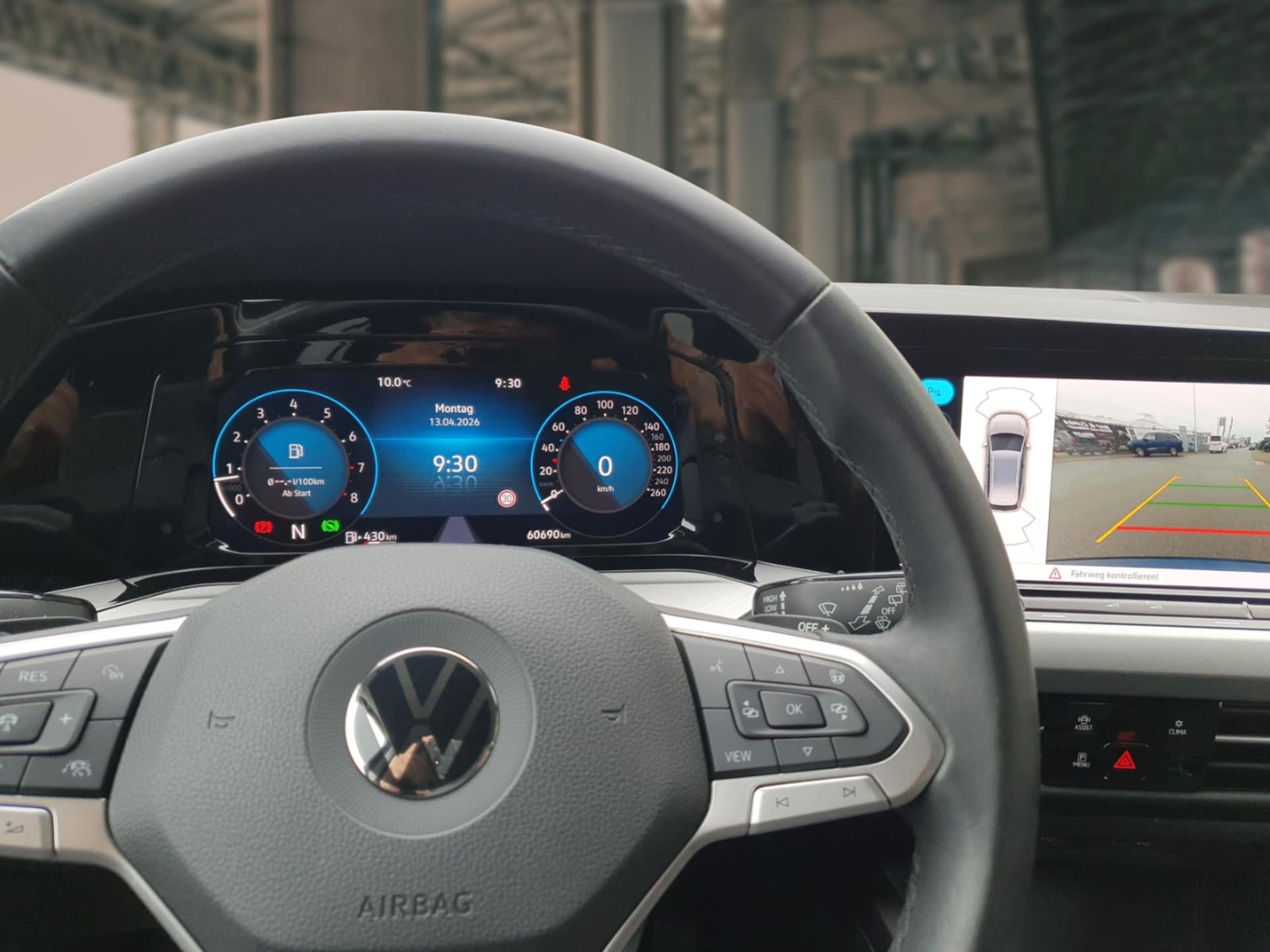 Volkswagen Golf Variant Life