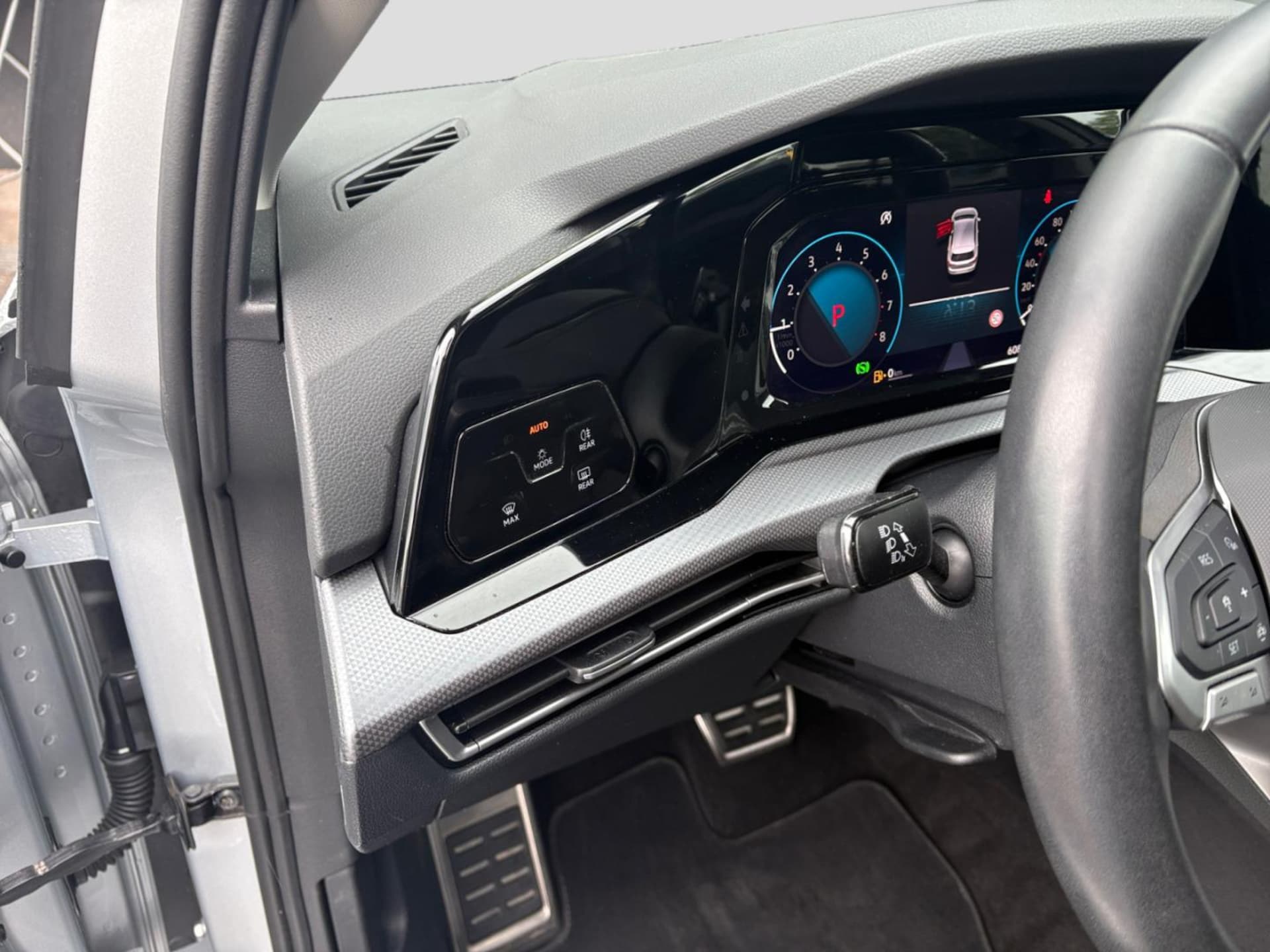 Volkswagen Golf Active