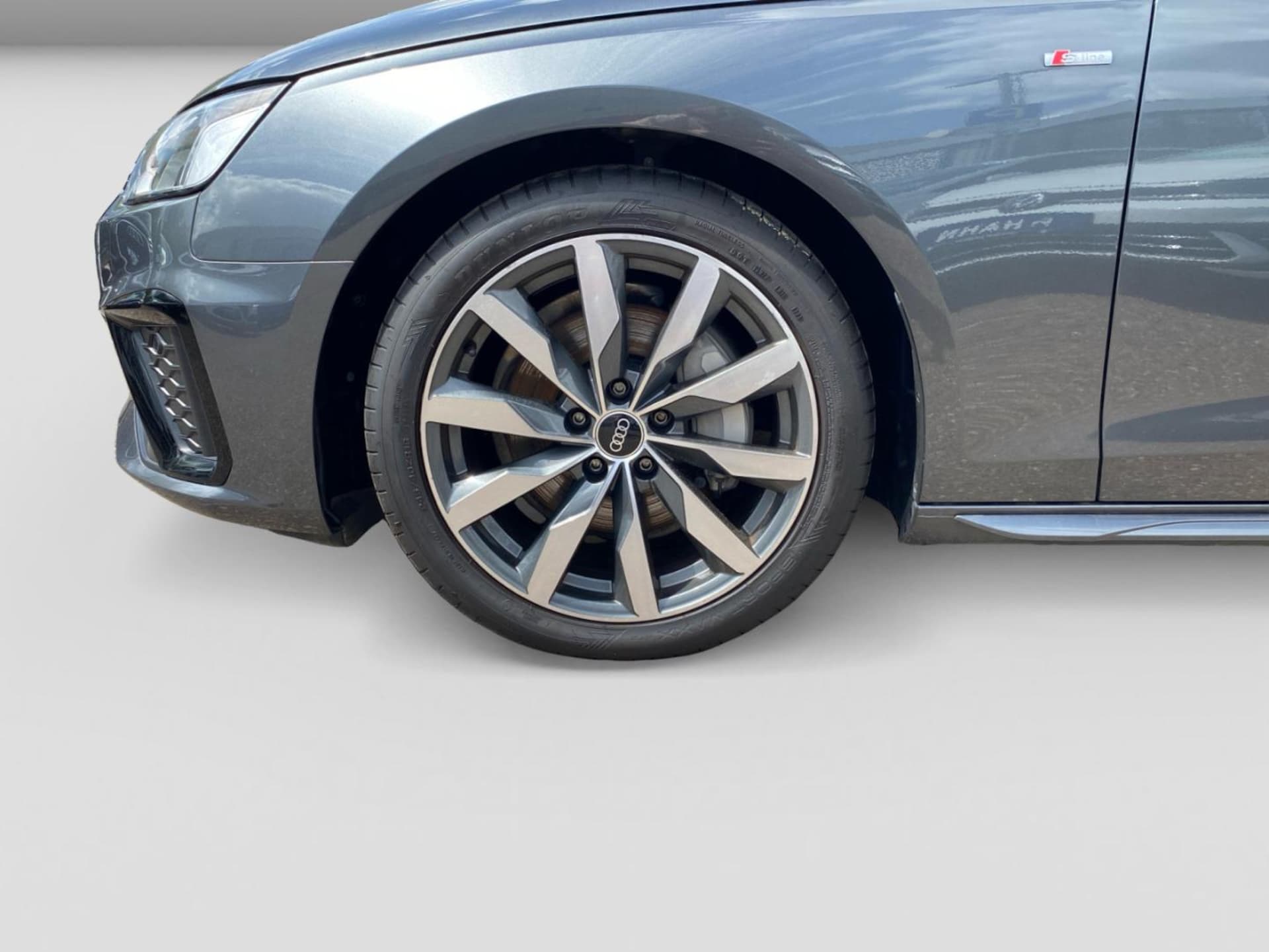 Audi A4 Avant S line