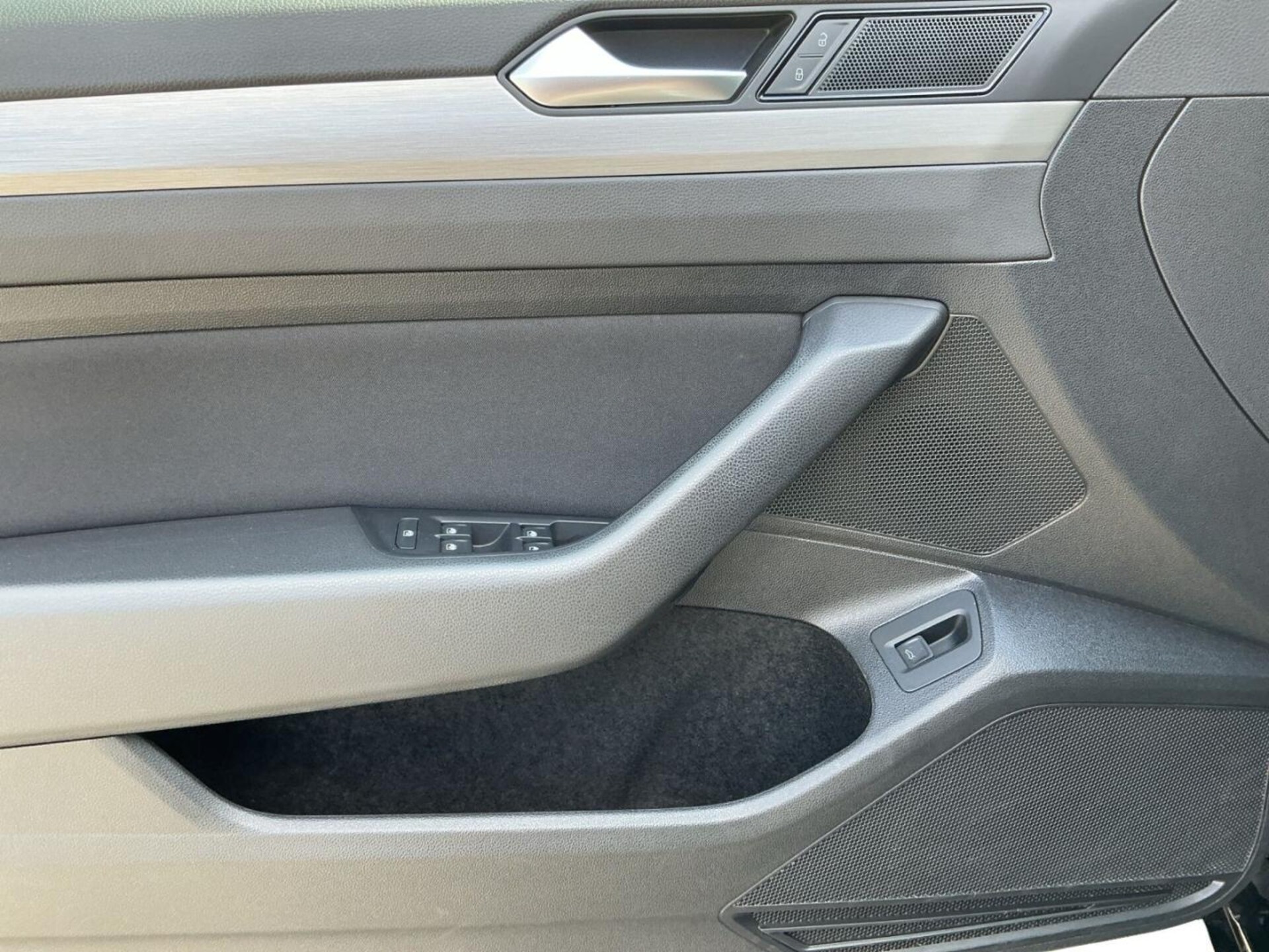Volkswagen Passat Variant Basis-Modell