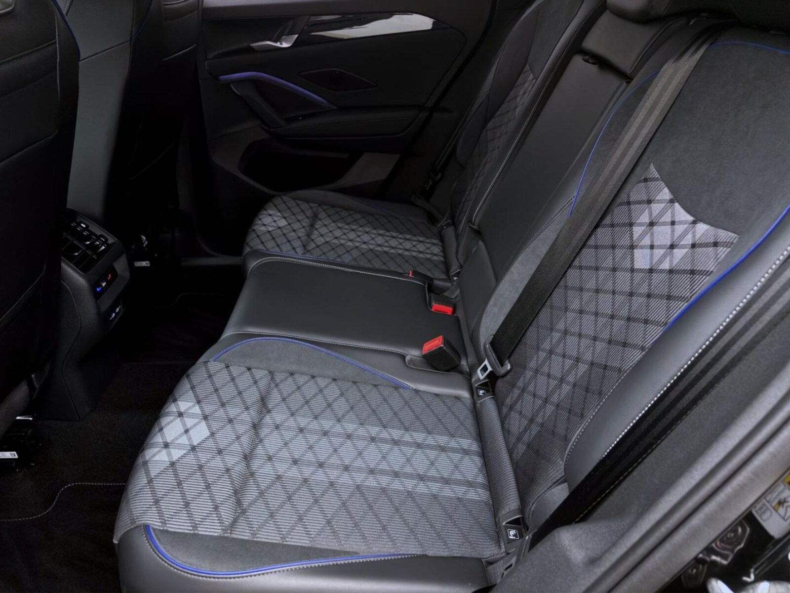Volkswagen Tiguan – Bild 15