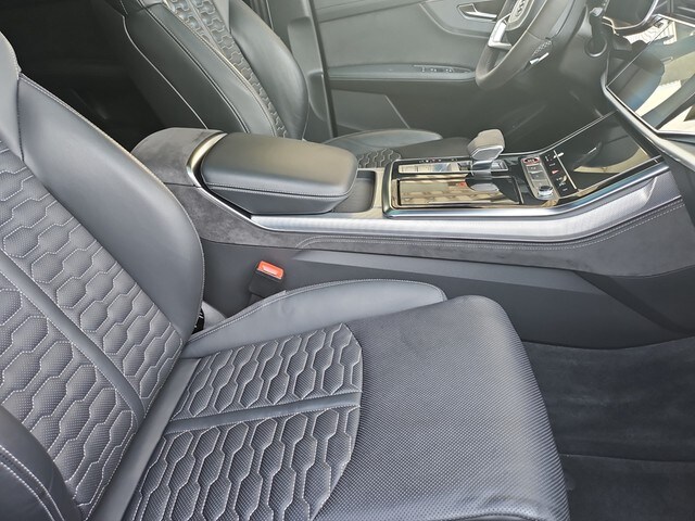 Image about Audi RS Q8 TFSI quattro tiptronic