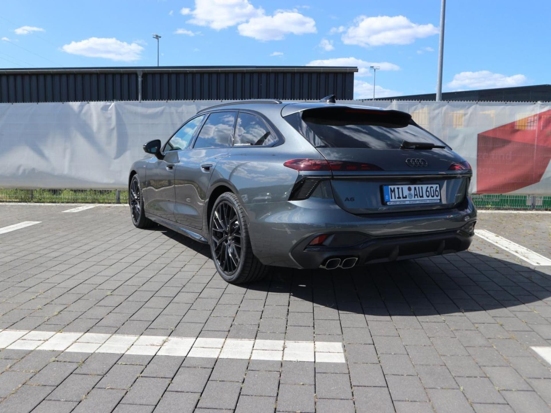 Audi A6 Avant edition one