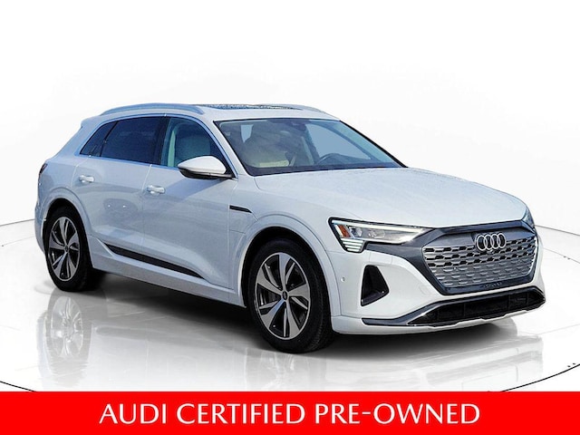 Photo of 2024 Audi Q8 e-tron