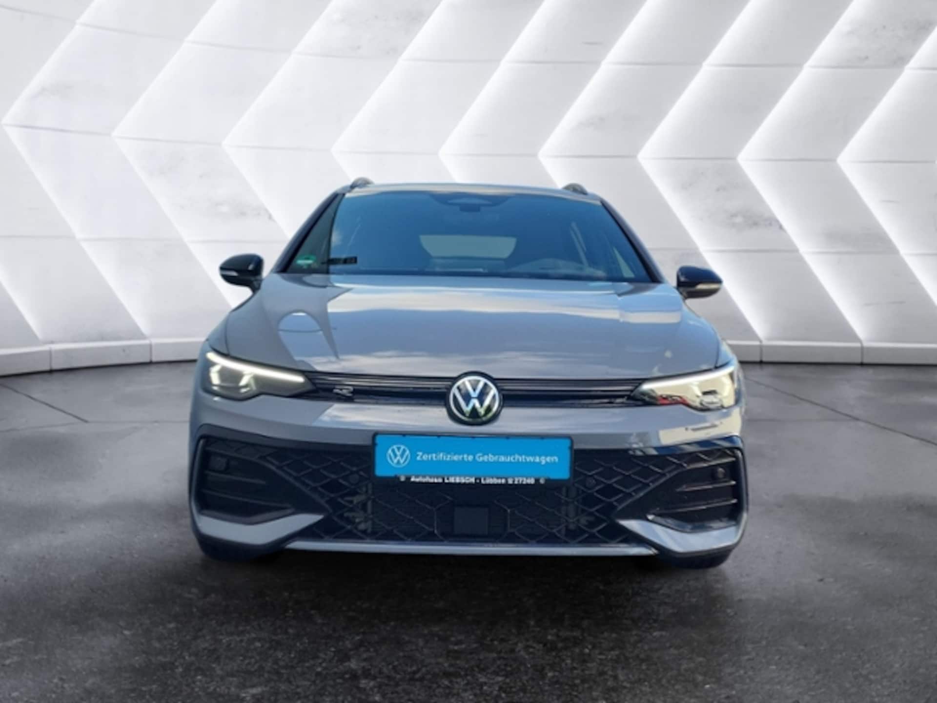 Volkswagen Golf Variant R-Line