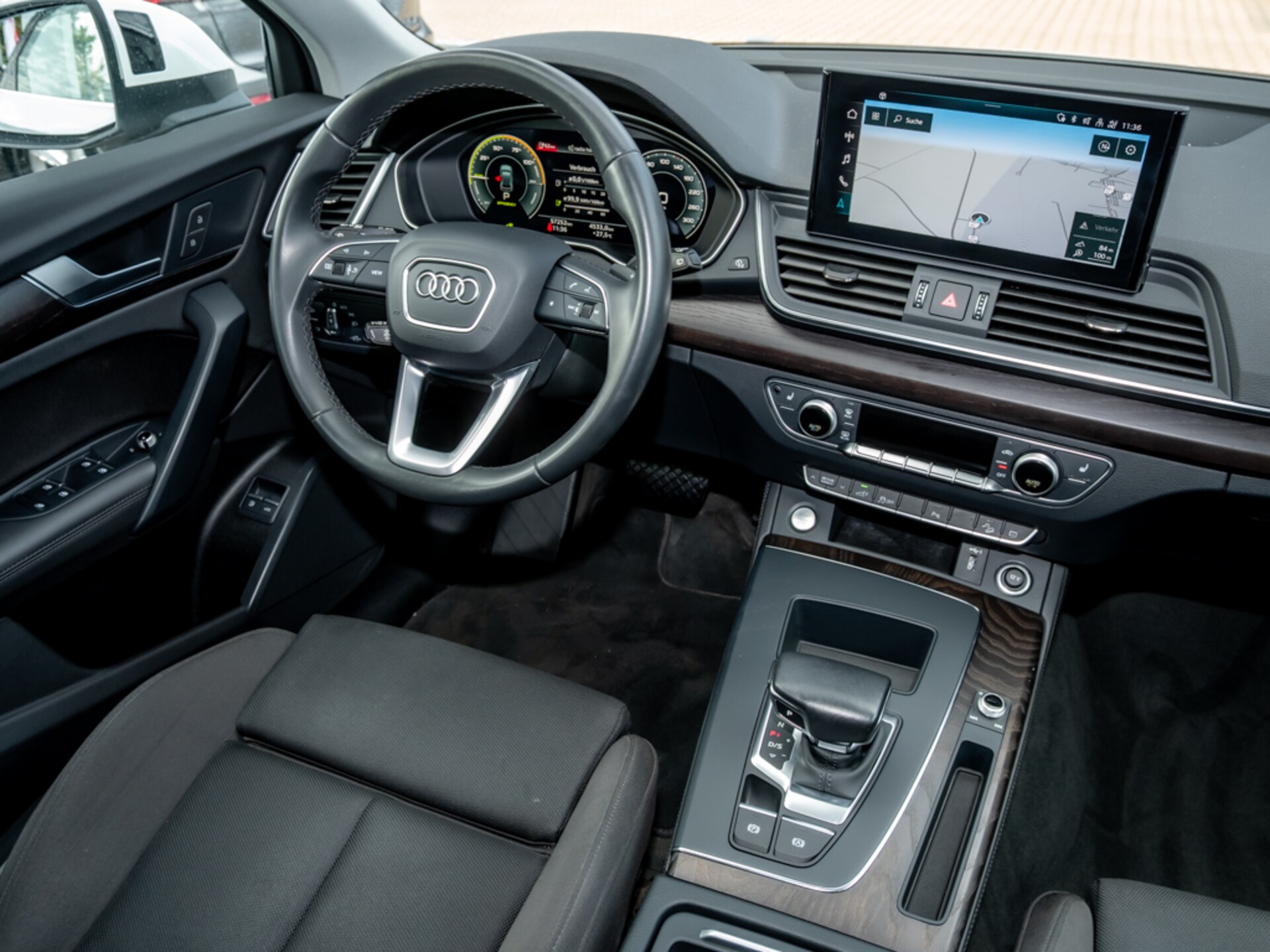 Audi Q5 TFSI e advanced