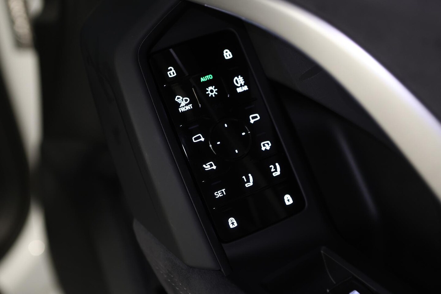 Image about Audi SQ5 SUV TFSI quattro S tronic