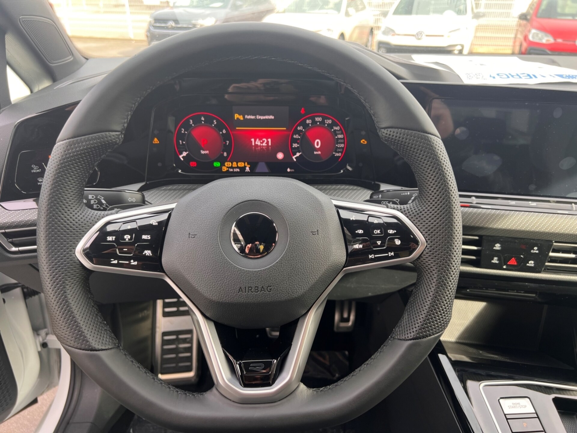 Volkswagen Golf R-Line