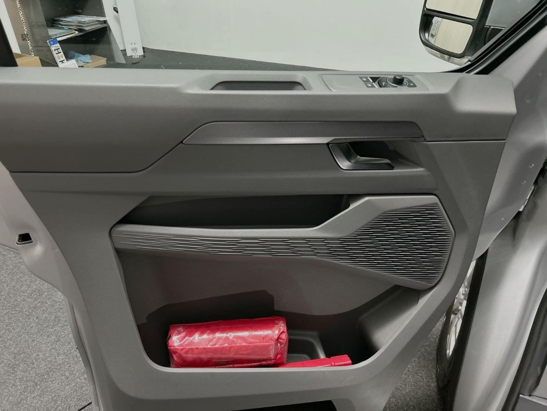 Volkswagen Transporter Kasten langer Radstand