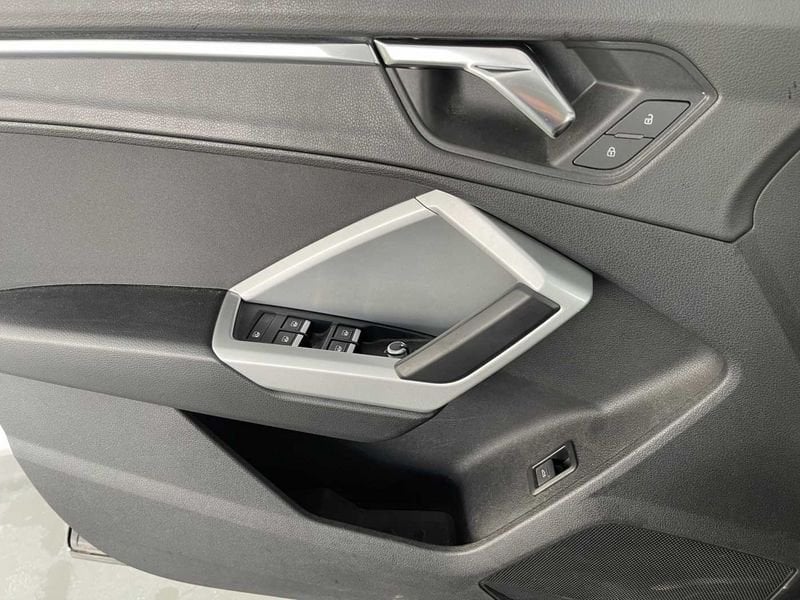 Image about Audi Q3 Sportback Business Plus 35 TDI 110 kW (150 PS) S tronic