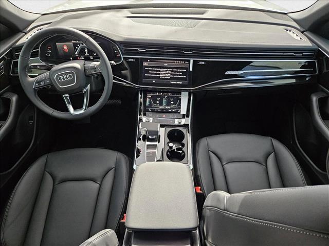 2025 Audi Q8 Premium - Photo 15