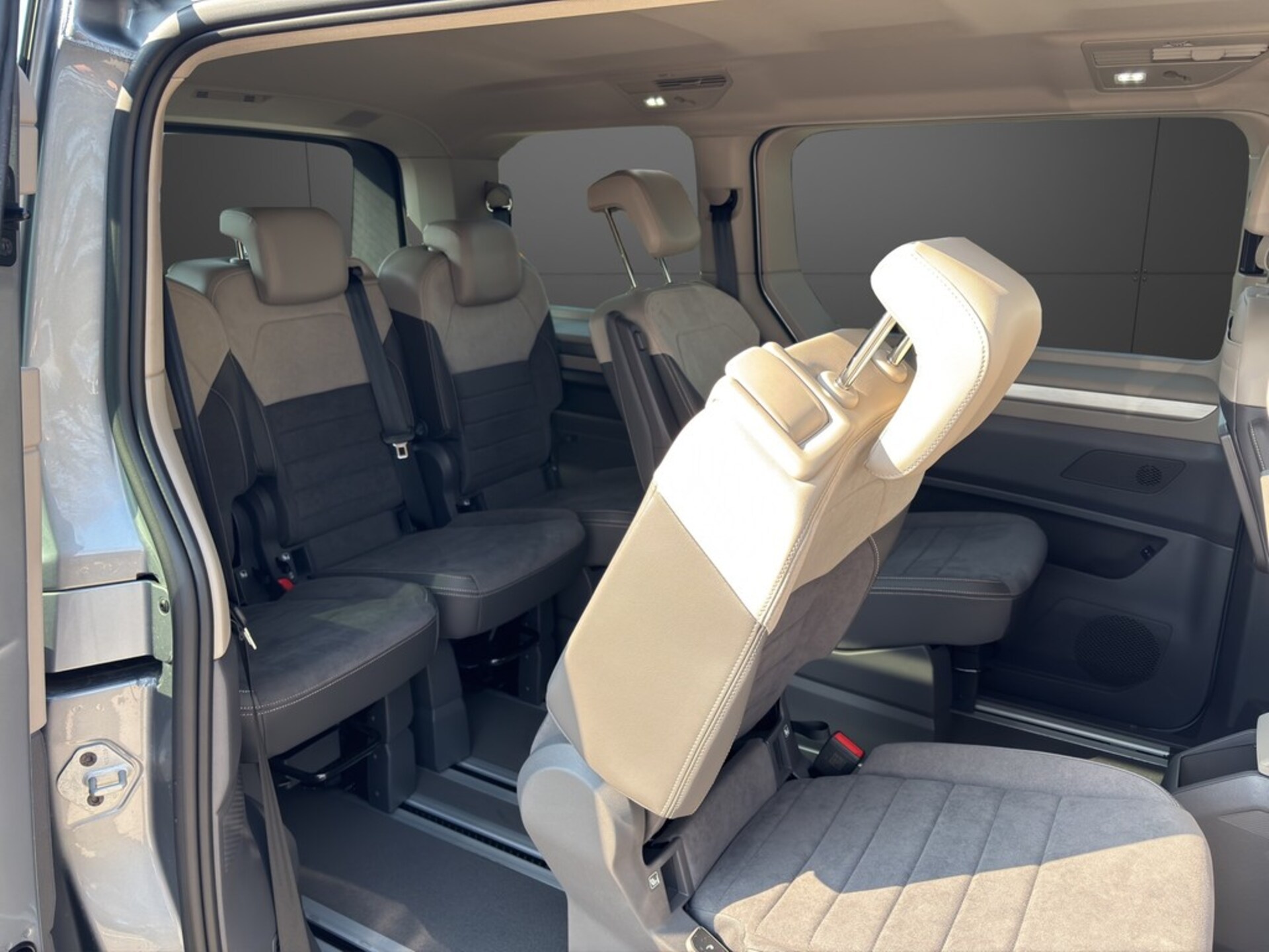 Volkswagen Multivan Style